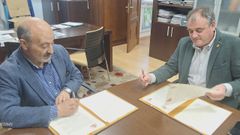 El presidente de la Confederacin Hidrogrfica del Mio-Sil, Jos Antonio Quiroga, y el alcalde de Xinzo, Amador Daz
